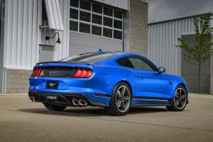 Ford Mustang Mach 1 2021 года 